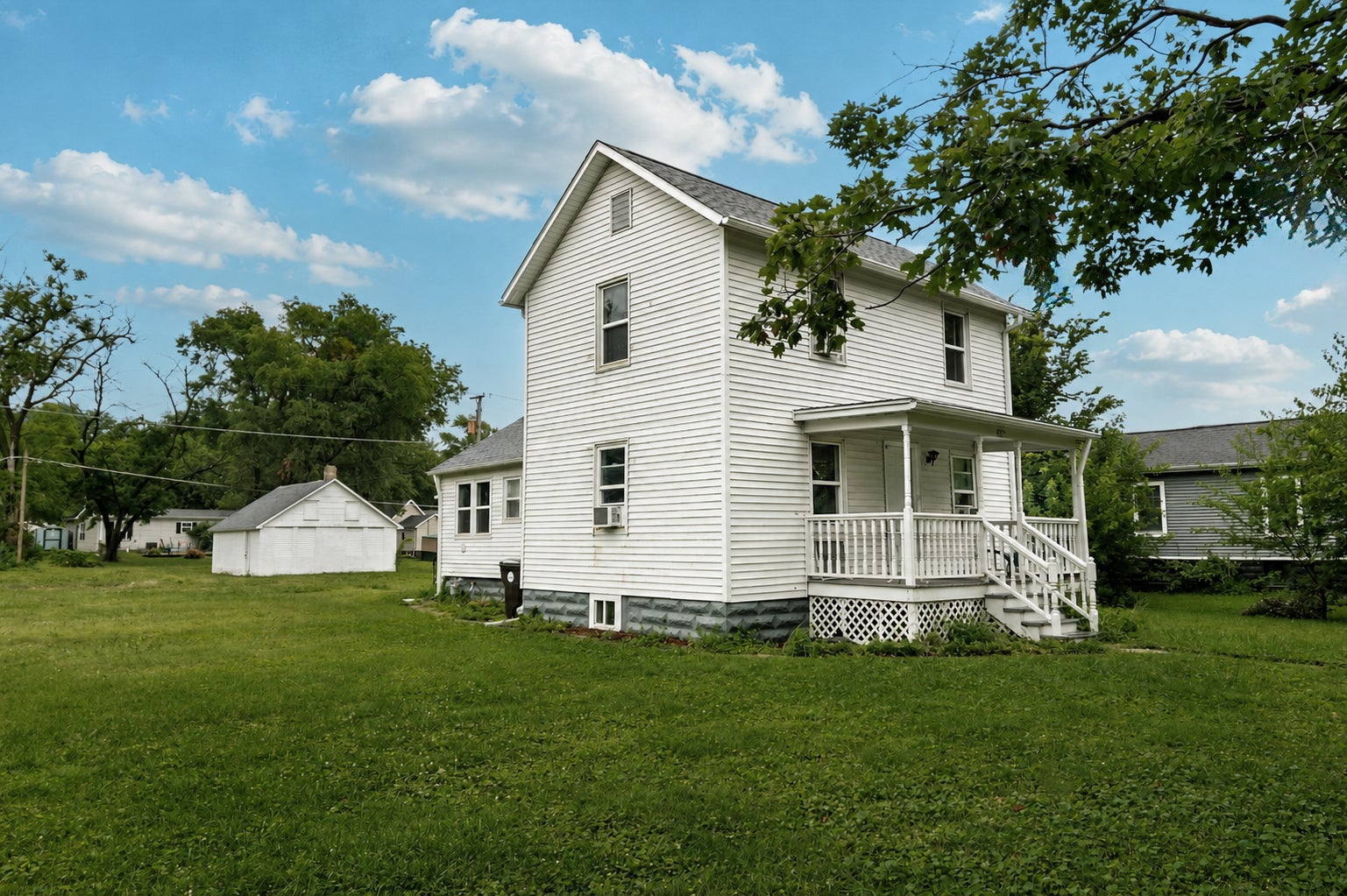 307 S Hickory Street — photo