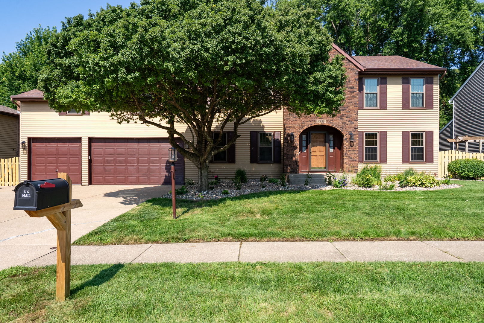 4490 Hamilton Drive — photo