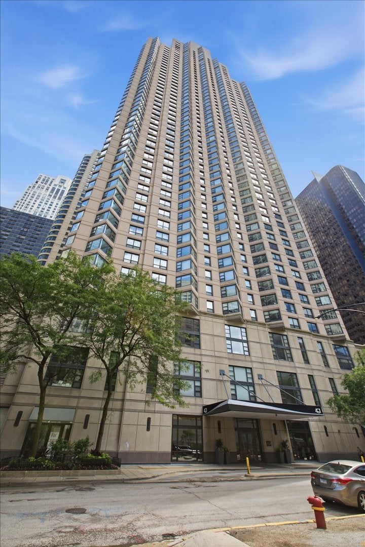 401 E Ontario Street 1409 — photo