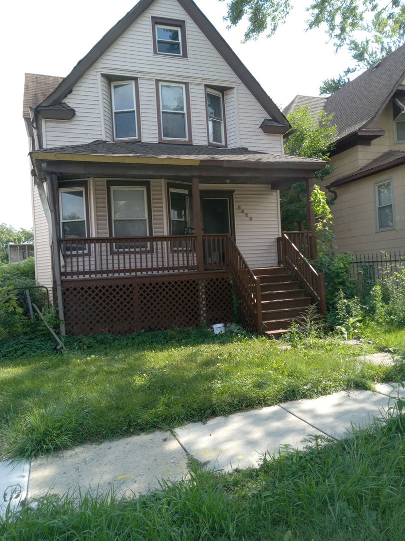 5423 W Iowa Street — photo