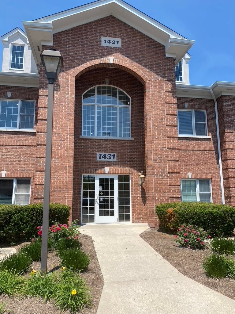 1431 Mchenry Road 213 — photo