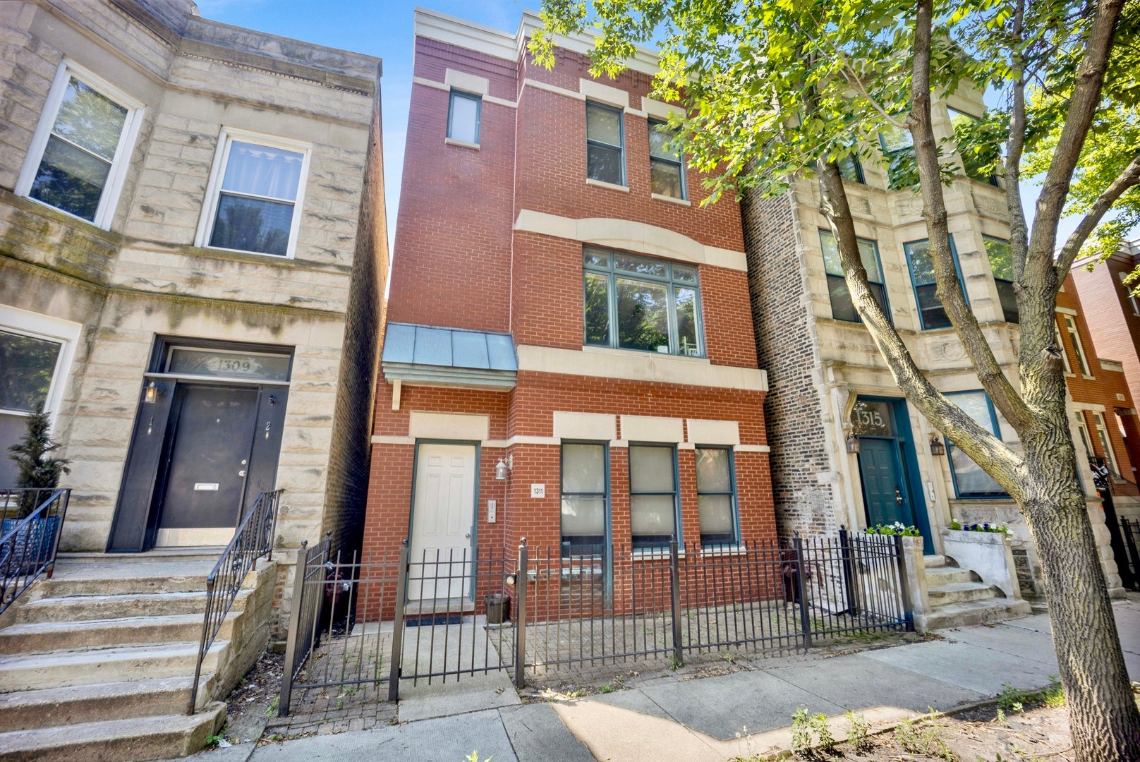 1311 W Fillmore Street a — photo