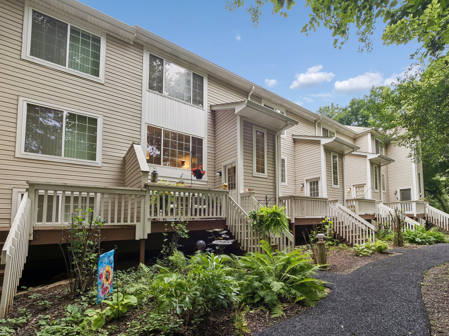 257 W Whispering Oaks Lane 257 — photo