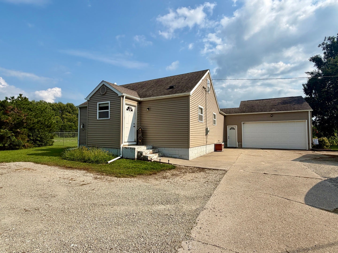 25103 Prophet Road — photo