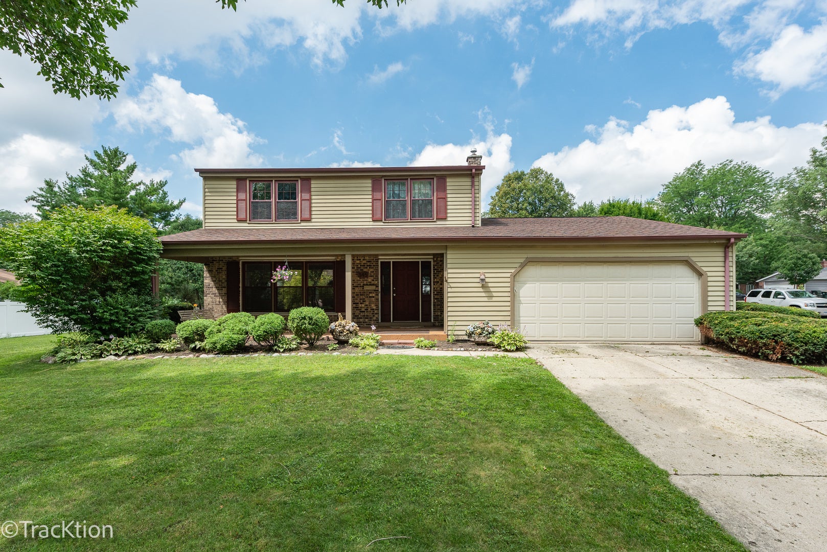 345 S Birchwood Drive — photo