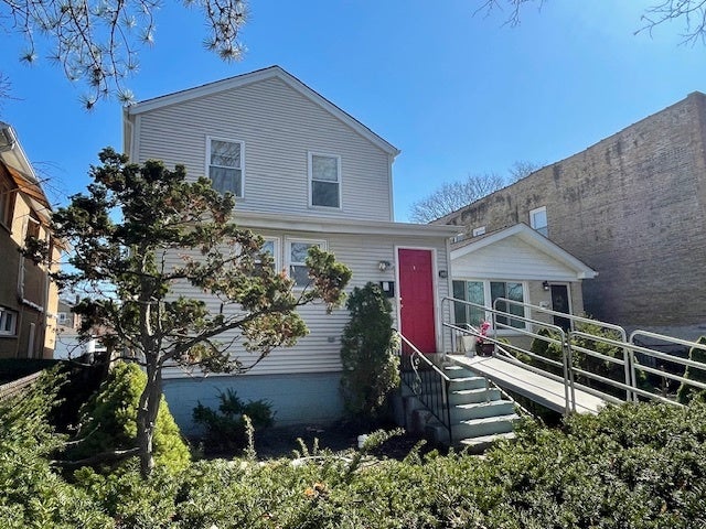 1925 Grey Avenue 1 — photo