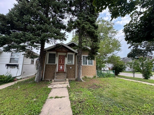 5500 W Warwick Avenue — photo