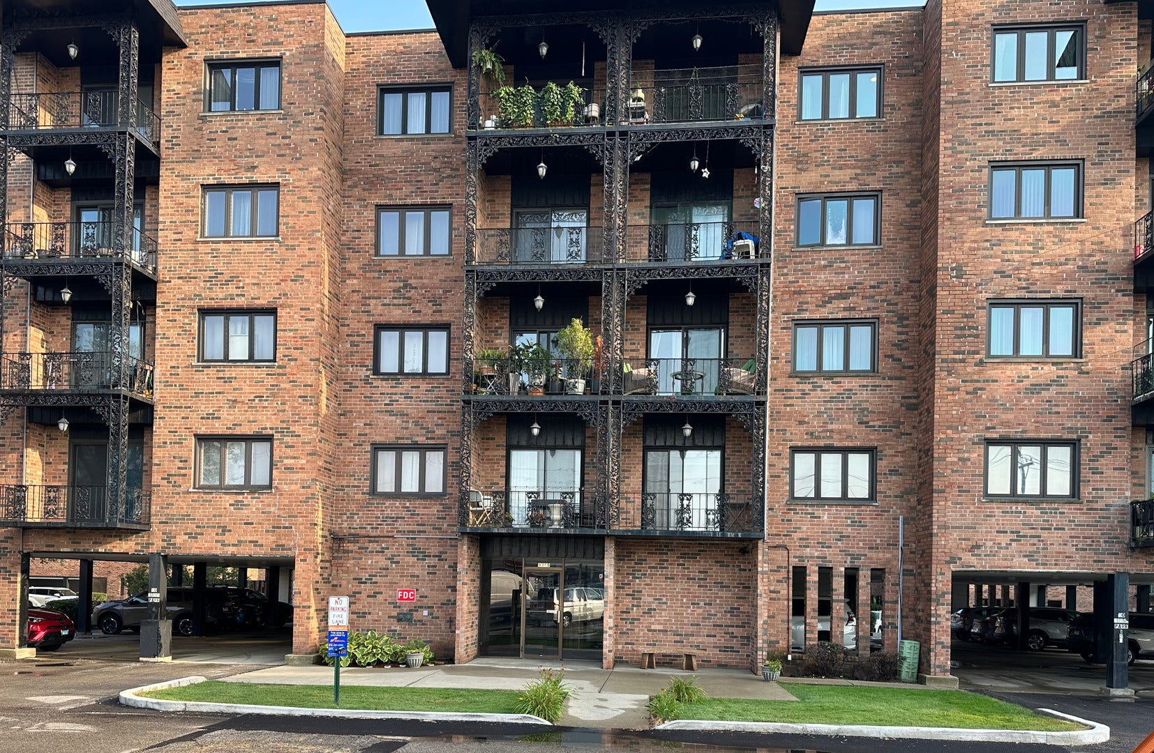 9355 Landings Lane 301 — photo