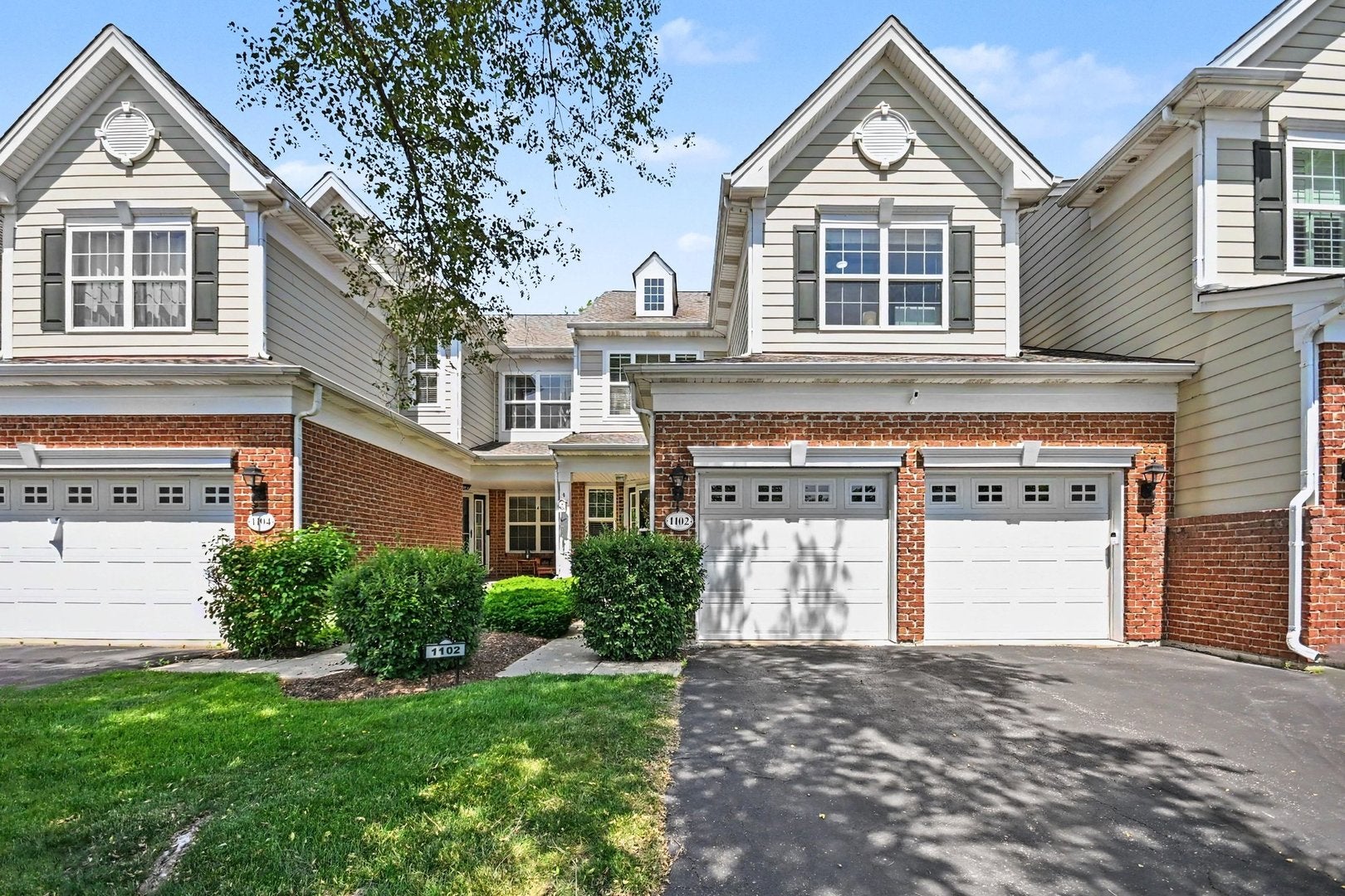 1102 Iron Horse Court — photo
