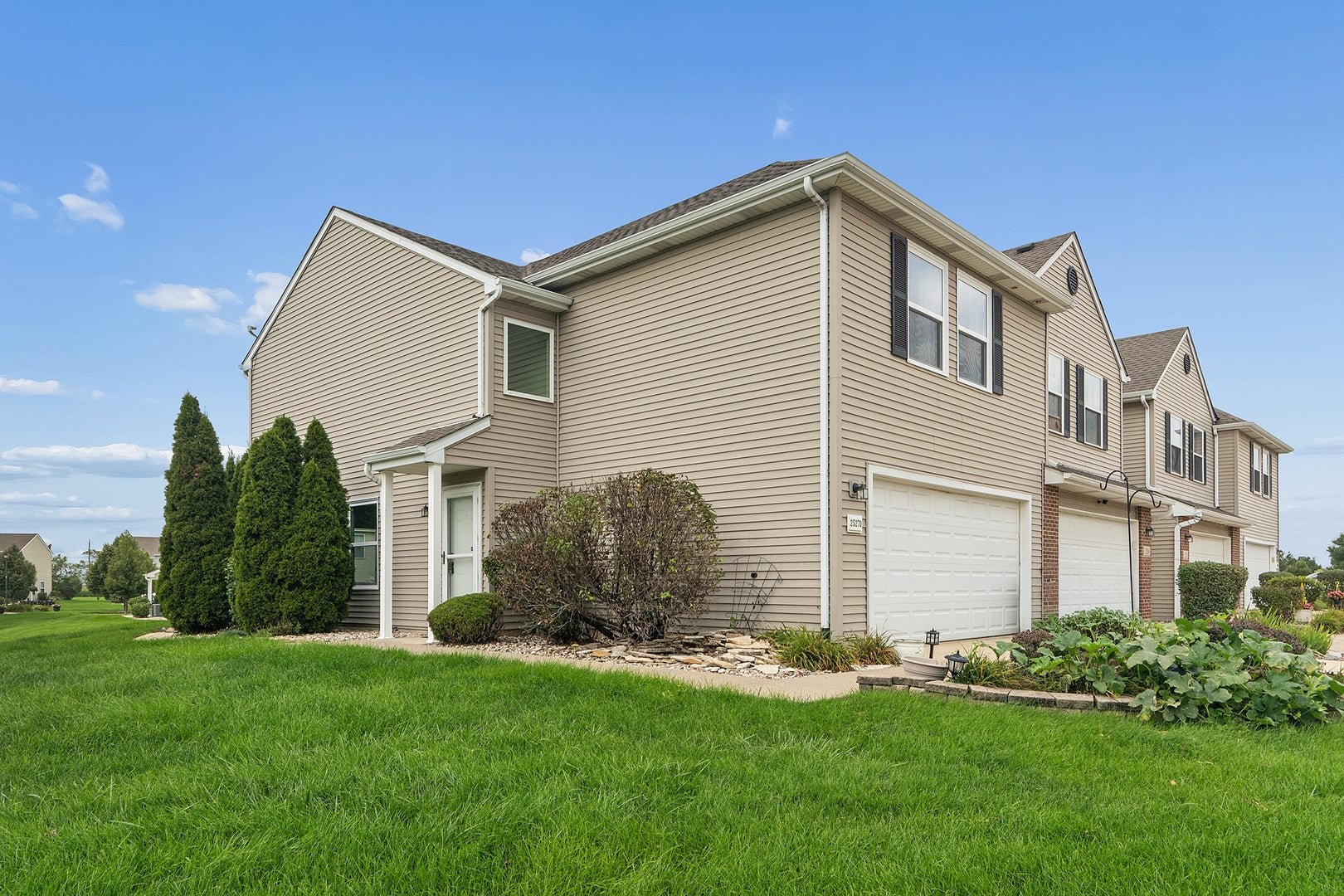 25270 Faraday Road — photo