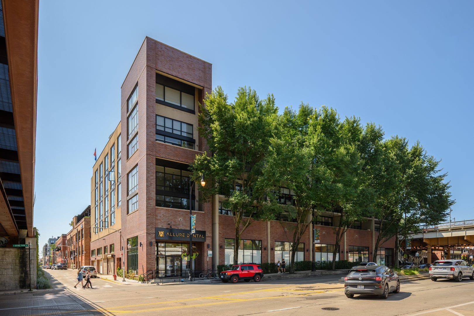3946 N Ravenswood Avenue 607 — photo