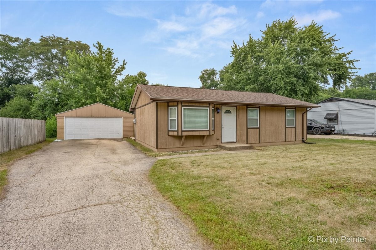 1106 Emerald Lane — photo