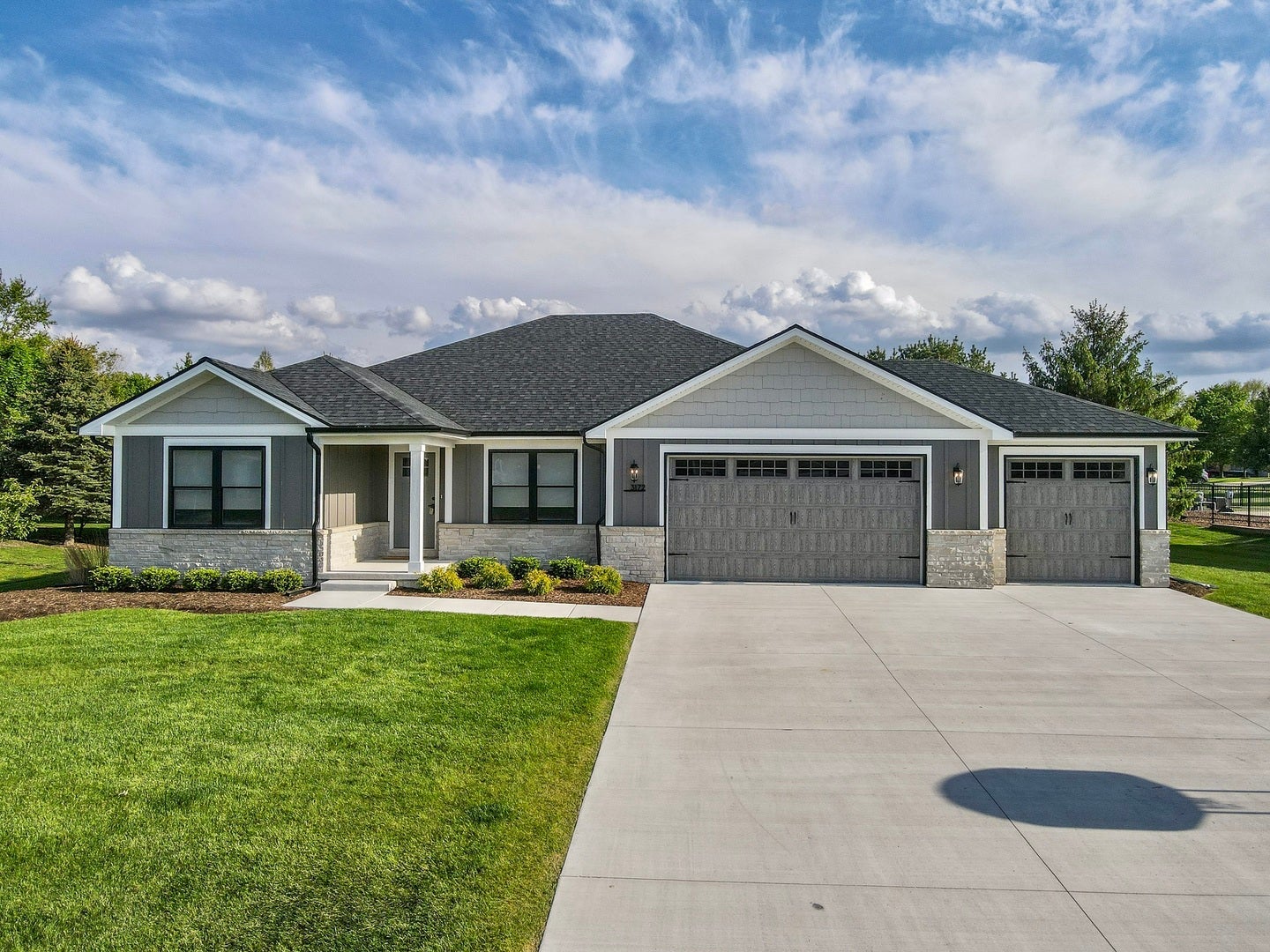 3172 Sun Valley Drive — photo