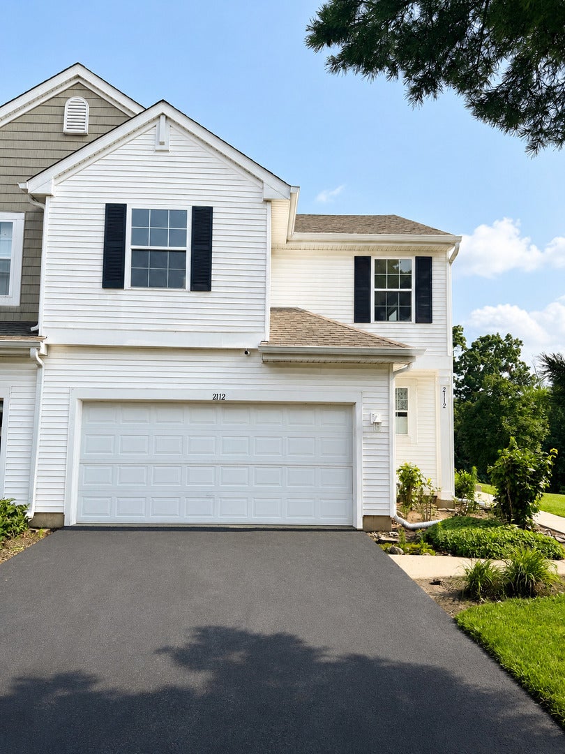 2112 Orchard Lane — photo