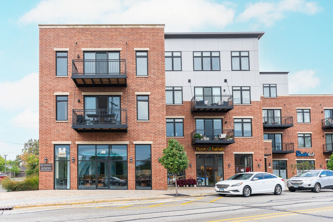546 Green Bay Road 406 — photo