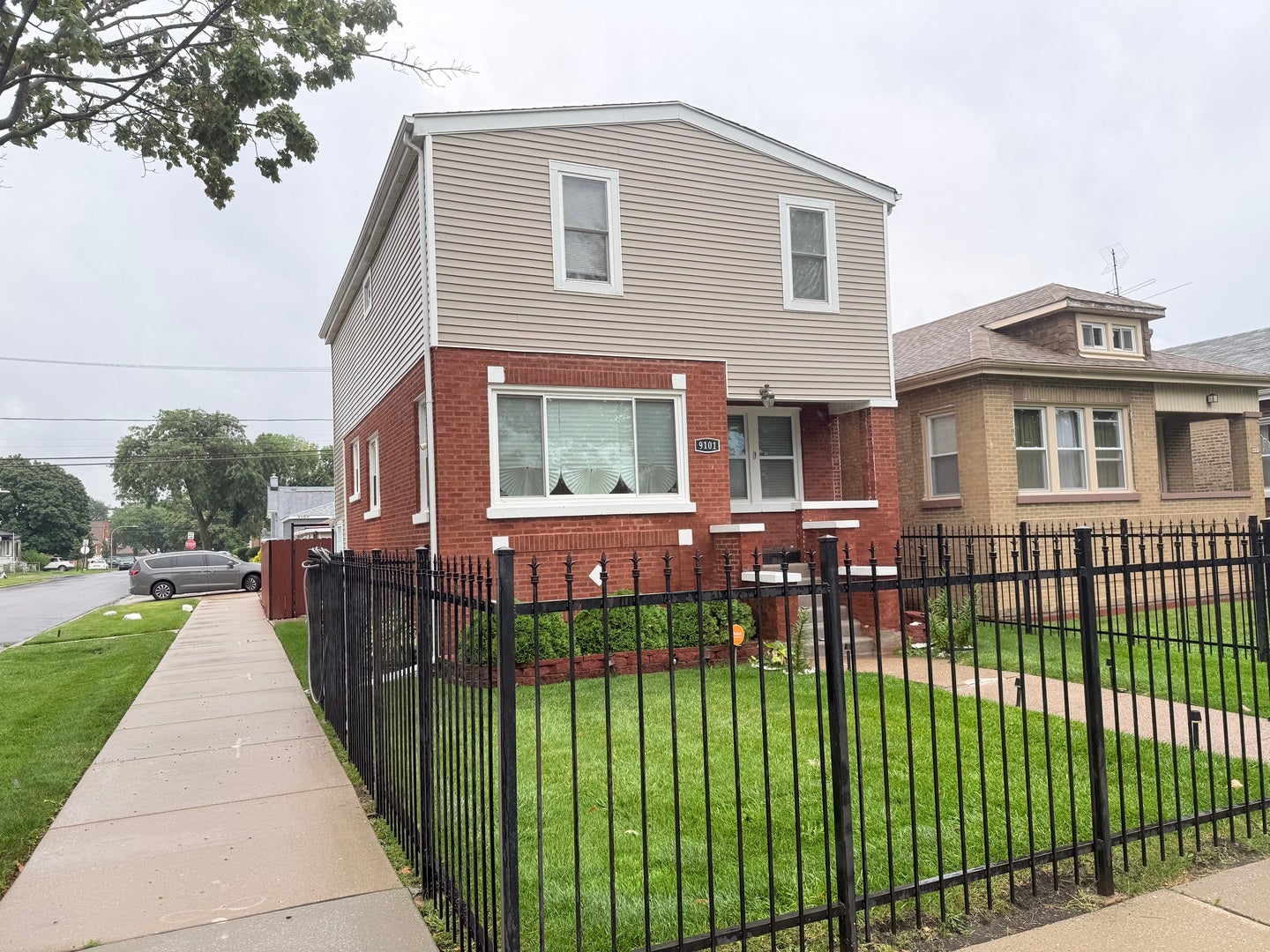 9101 S Racine Avenue — photo