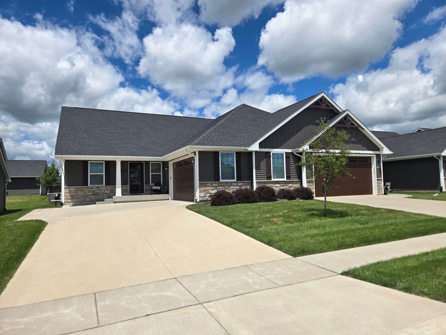 3016 Charissas Place — photo