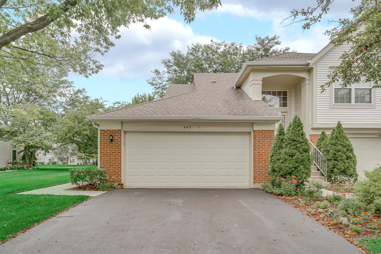 445 Cromwell Circle 1 — photo