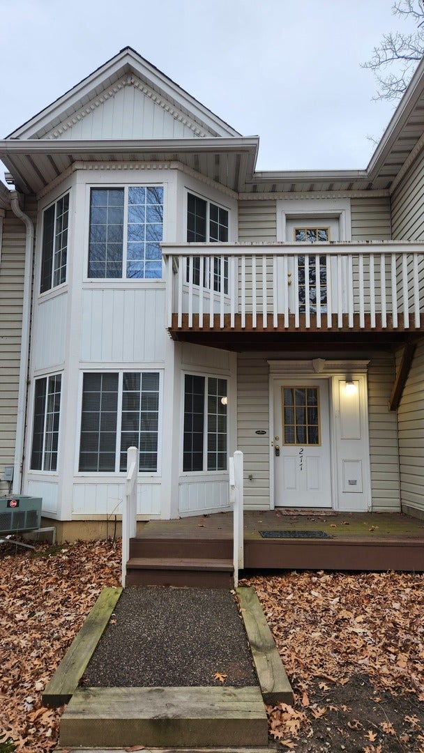 277 W Treehouse Lane — photo