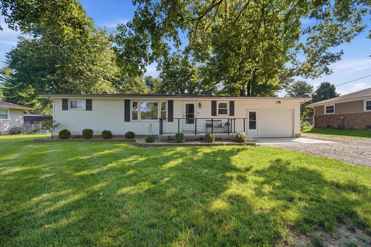 1524 Hickory Point Road — photo
