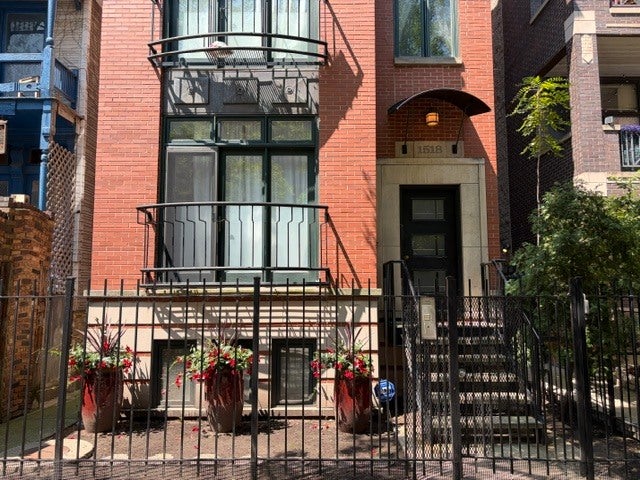 1518 N Sedgwick Street B — photo