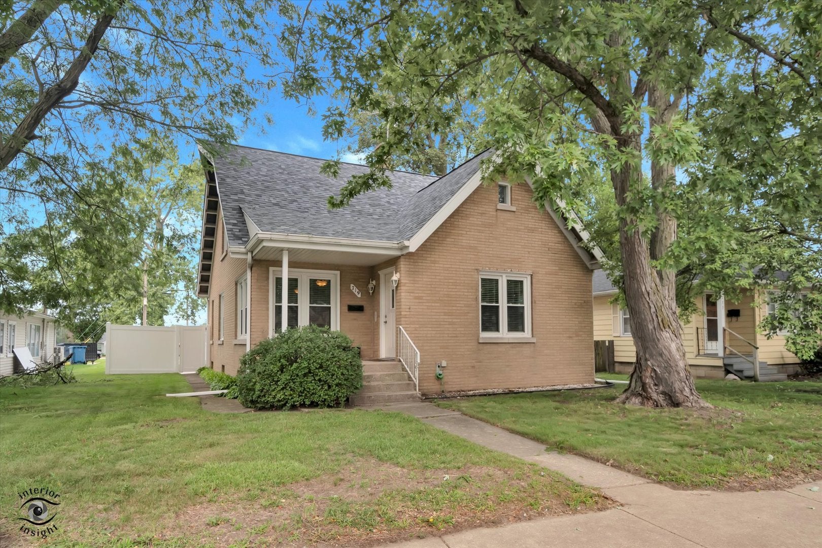 719 N Kennedy Drive — photo
