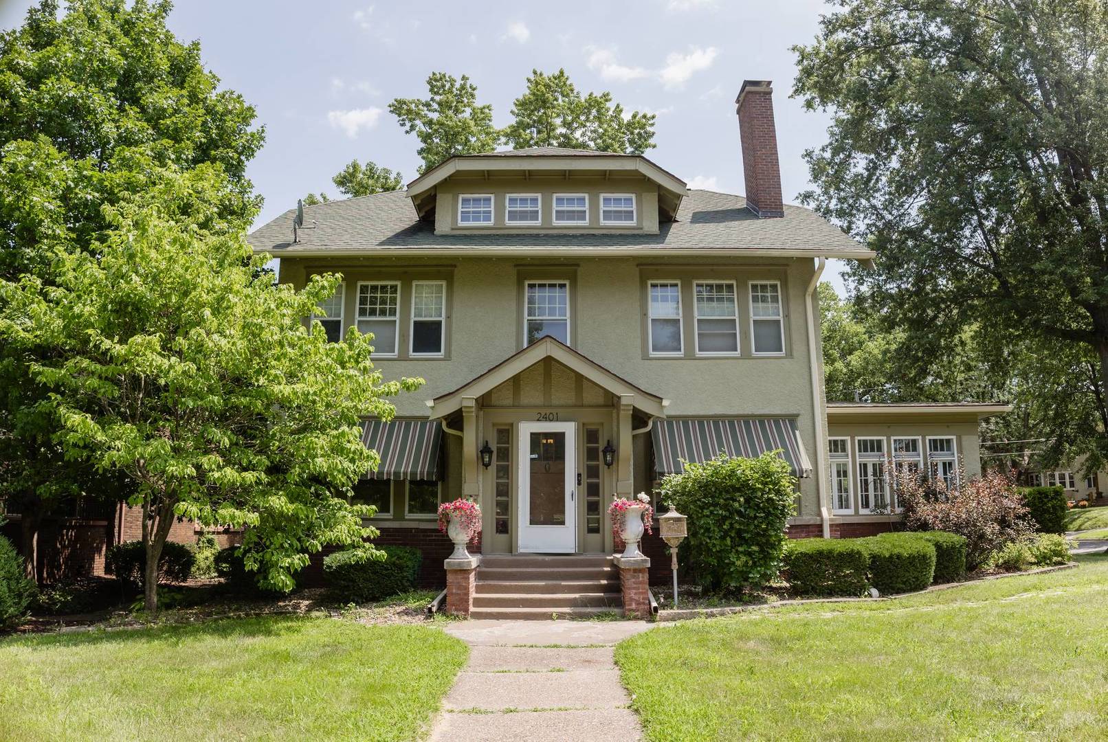 2401 Brady Street — photo