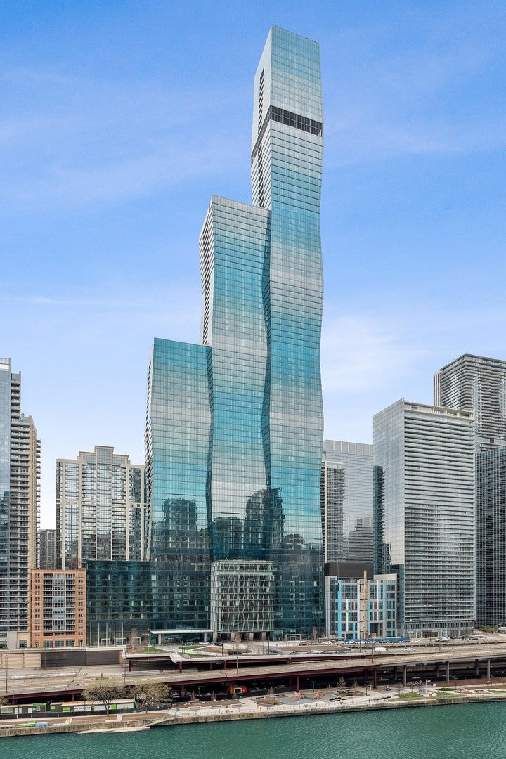 363 E Wacker Drive 1906 — photo