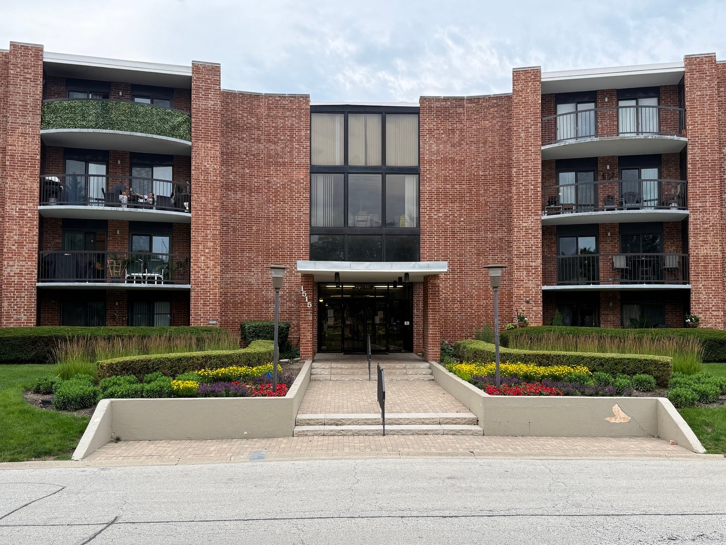 1515 Central Road 319C — photo