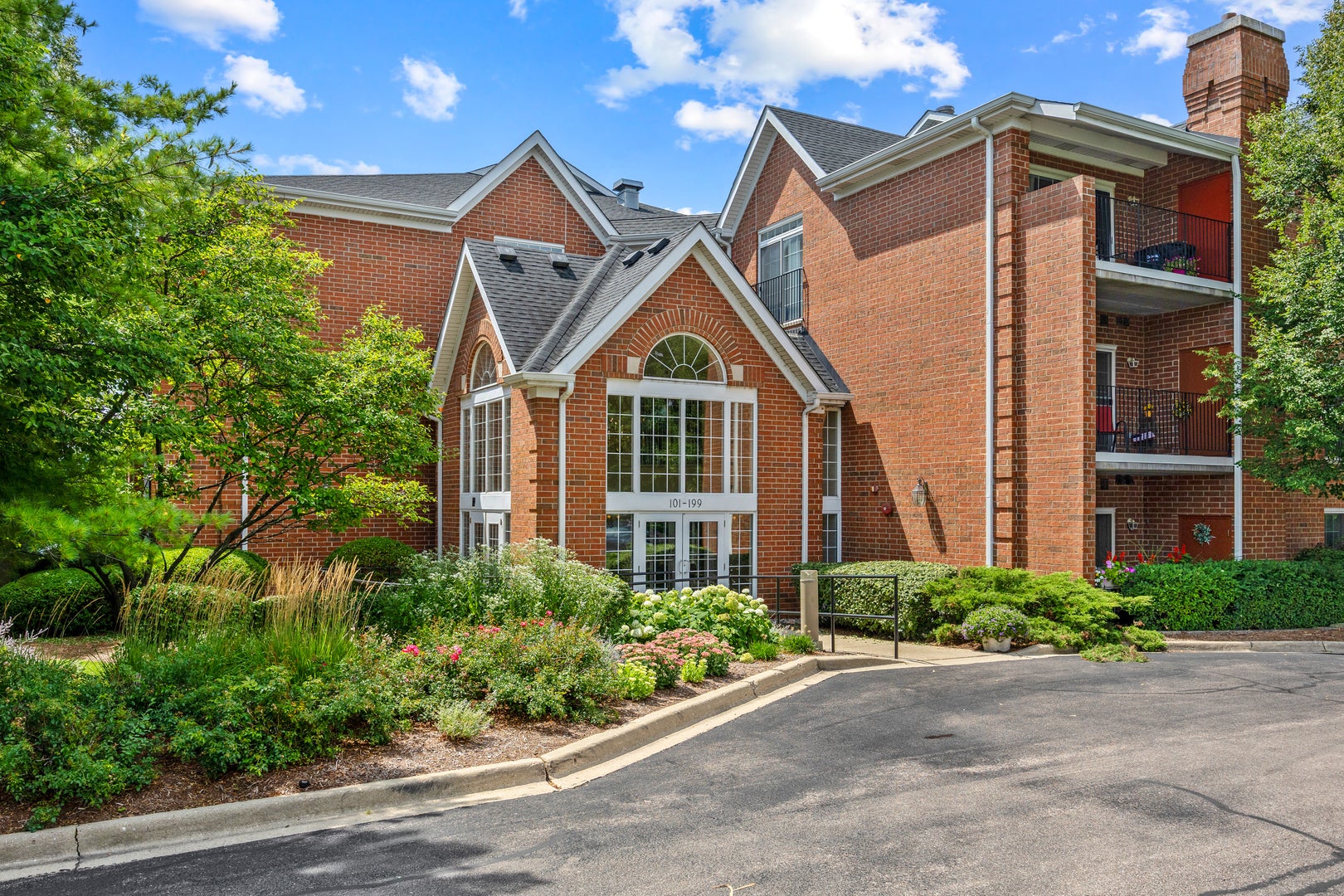 129 Hunt Club Drive 129 — photo