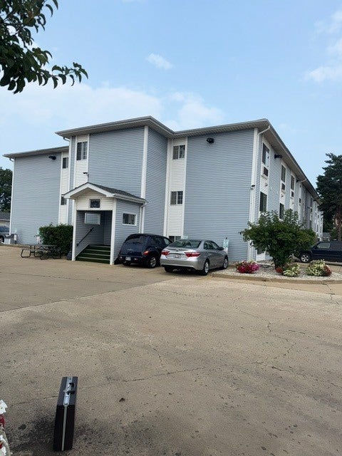 3130 W Monroe Street 202 — photo