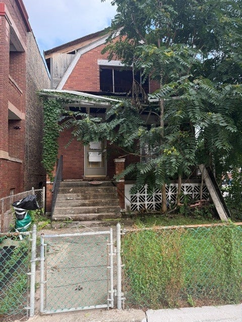 7259 S Vernon Avenue — photo
