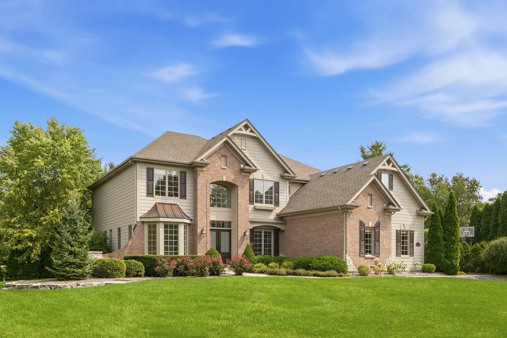 3818 Grand View Court — photo