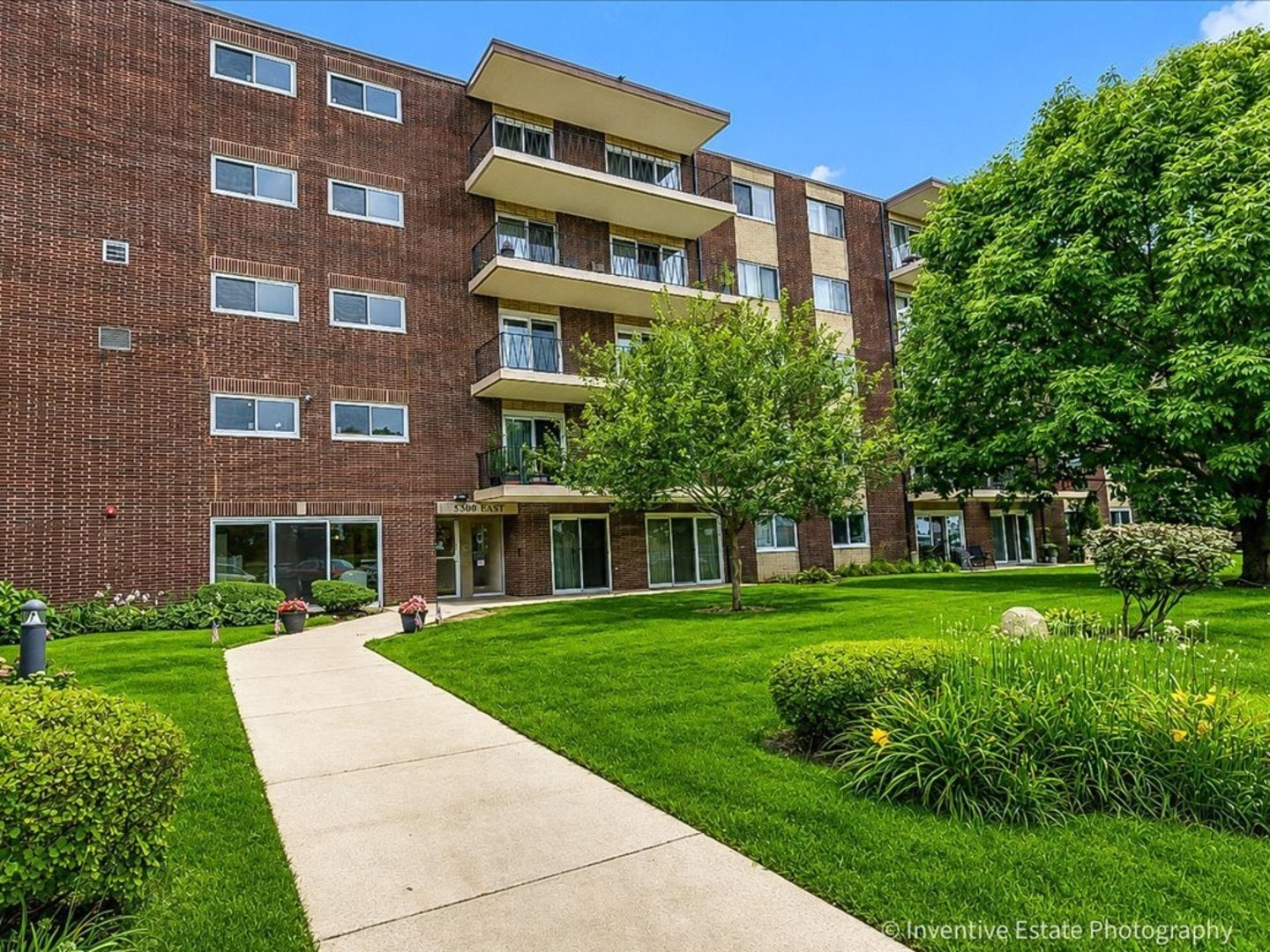 5300 Walnut Avenue 22B — photo
