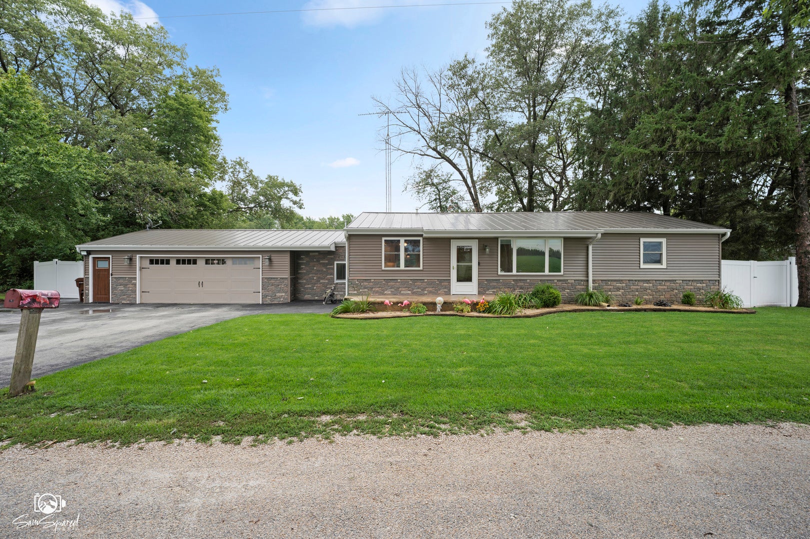 101 W Riverdale Drive — photo