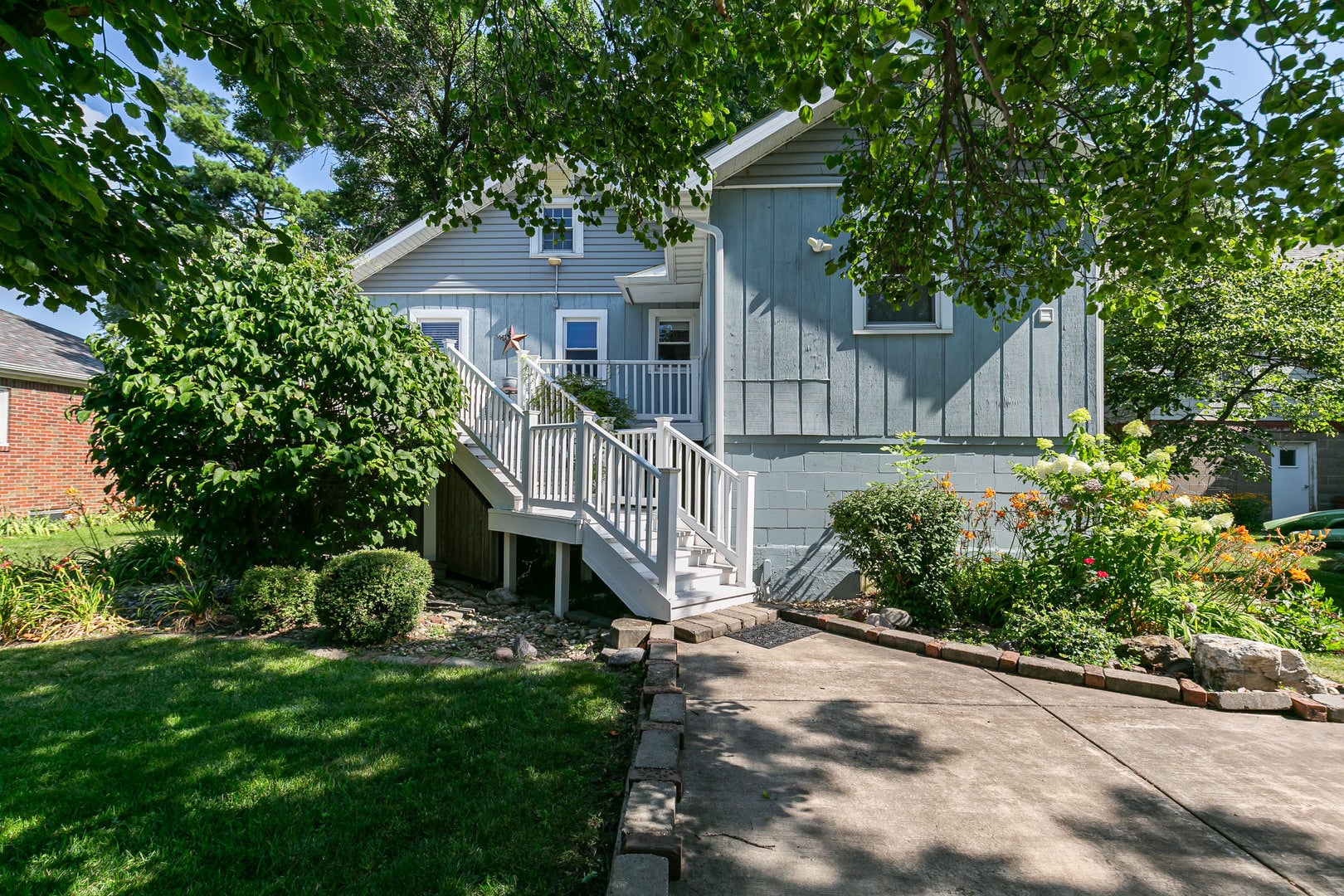 1703 S Shore Drive — photo