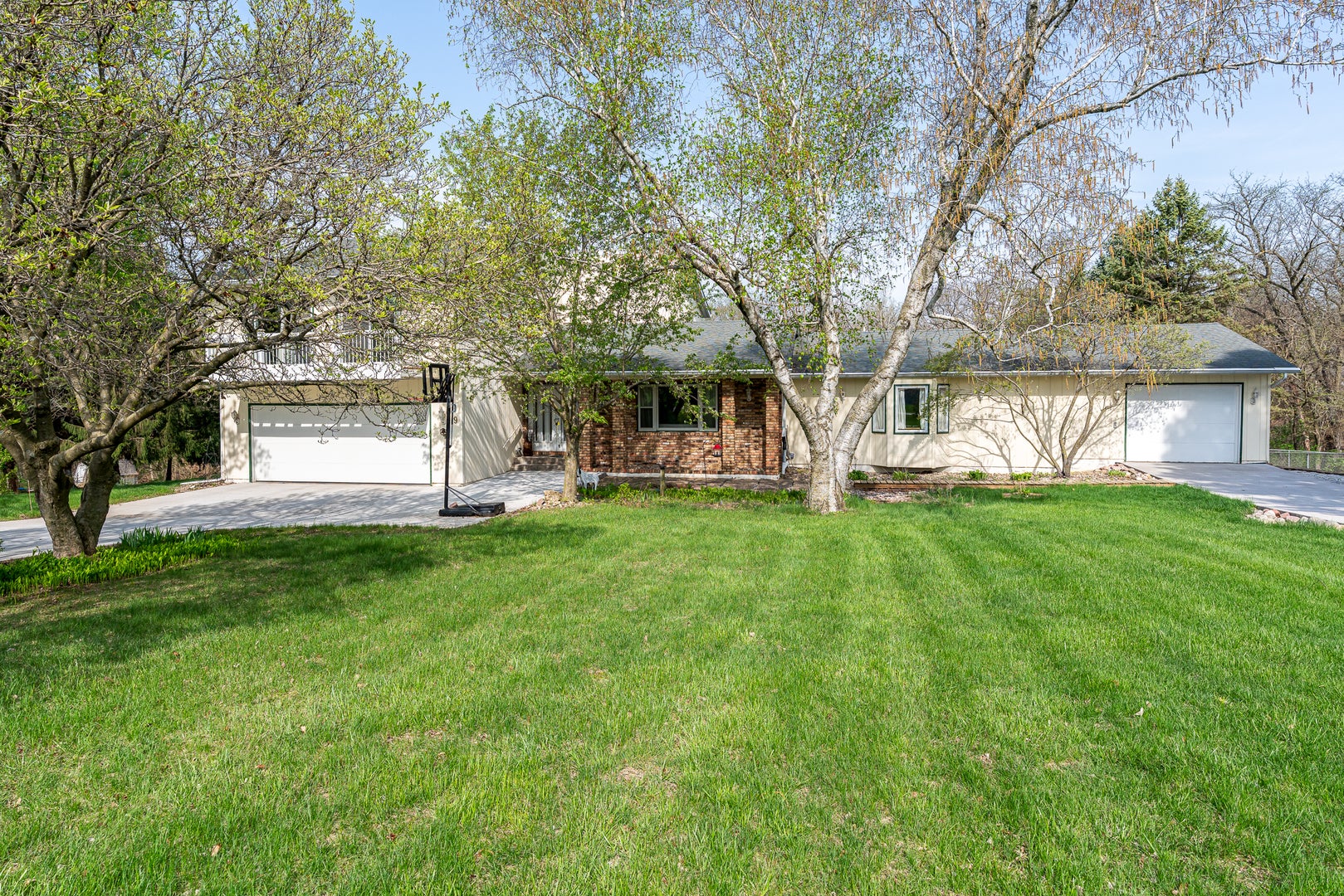 9 Valley View Drive — photo