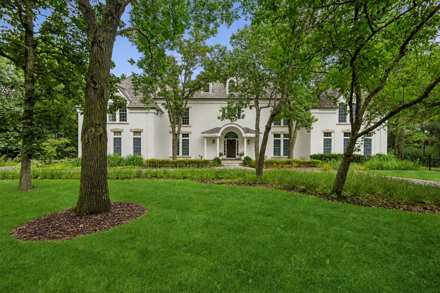 1671 Alexis Court — photo