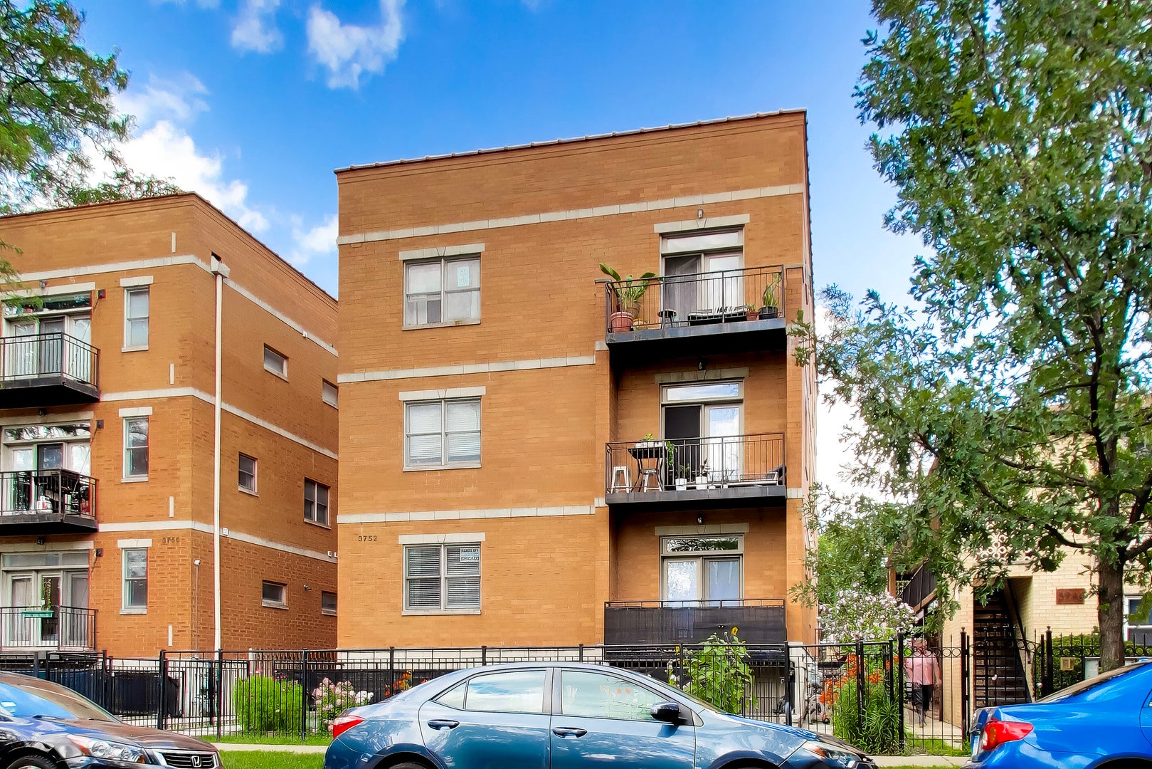 3752 W Leland Avenue 3S — photo