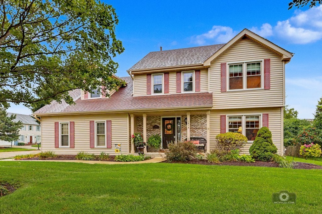 1613 Chestnut Hill Road — photo