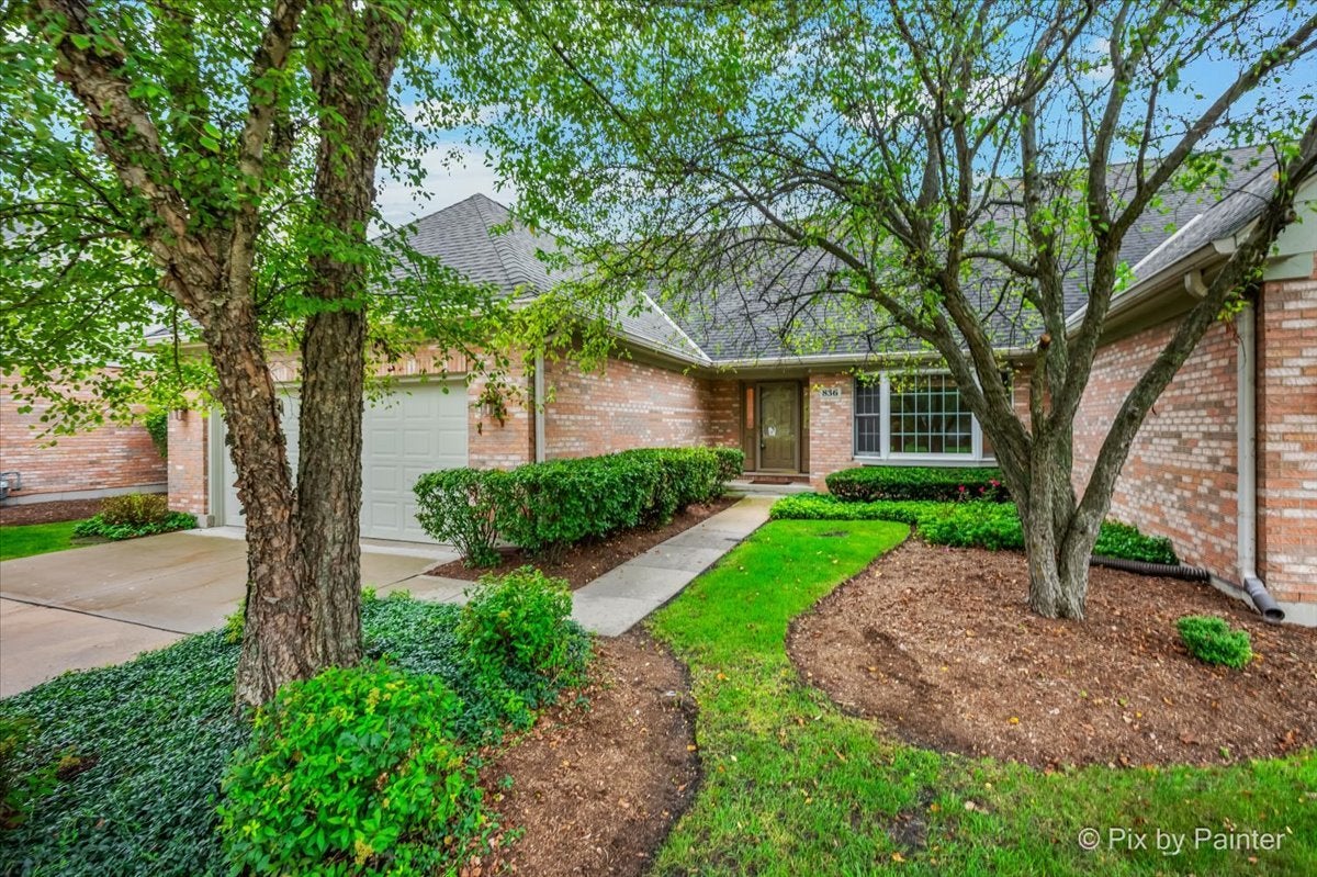 836 Wedgewood Drive — photo