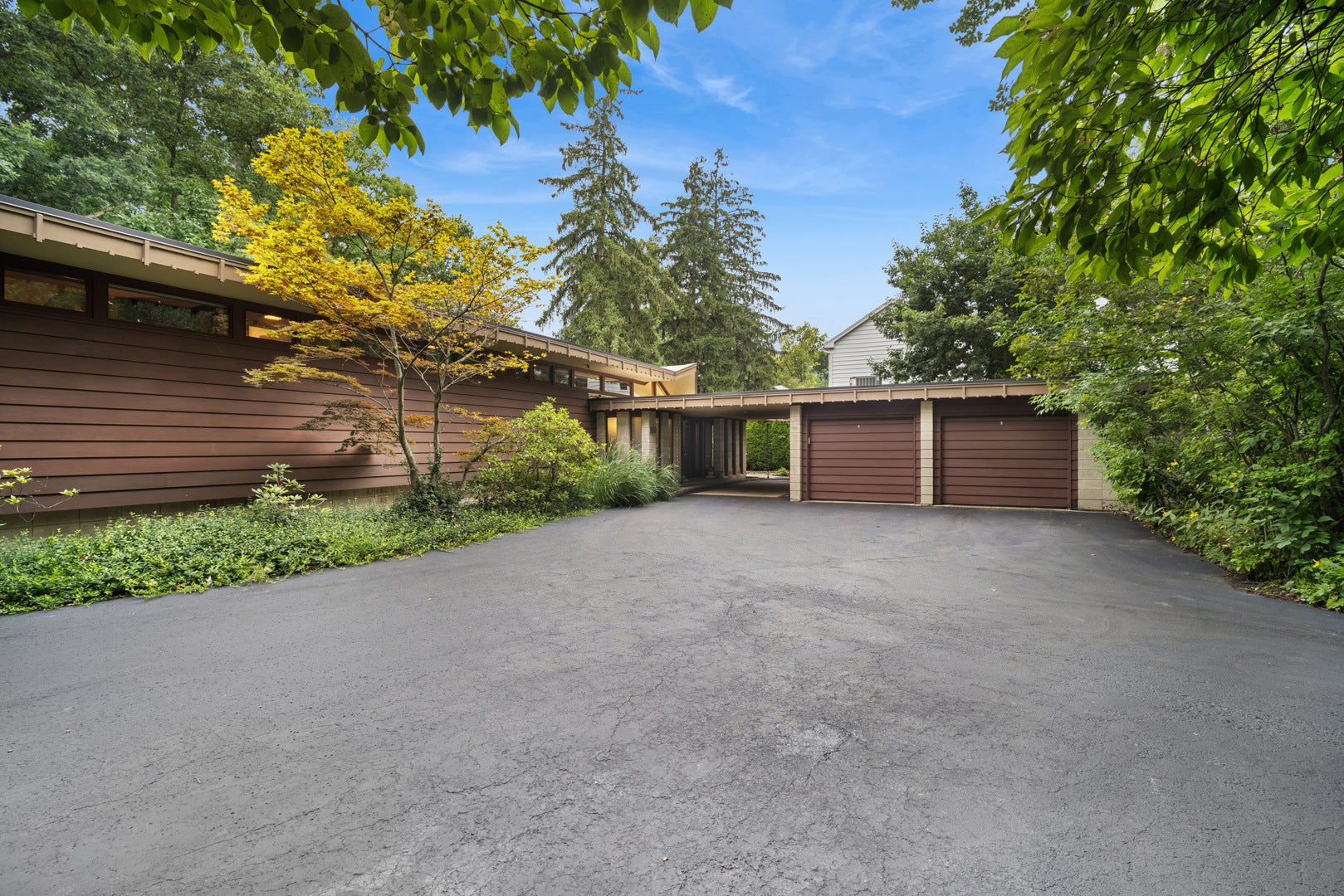 1120 Ridgewood Drive — photo