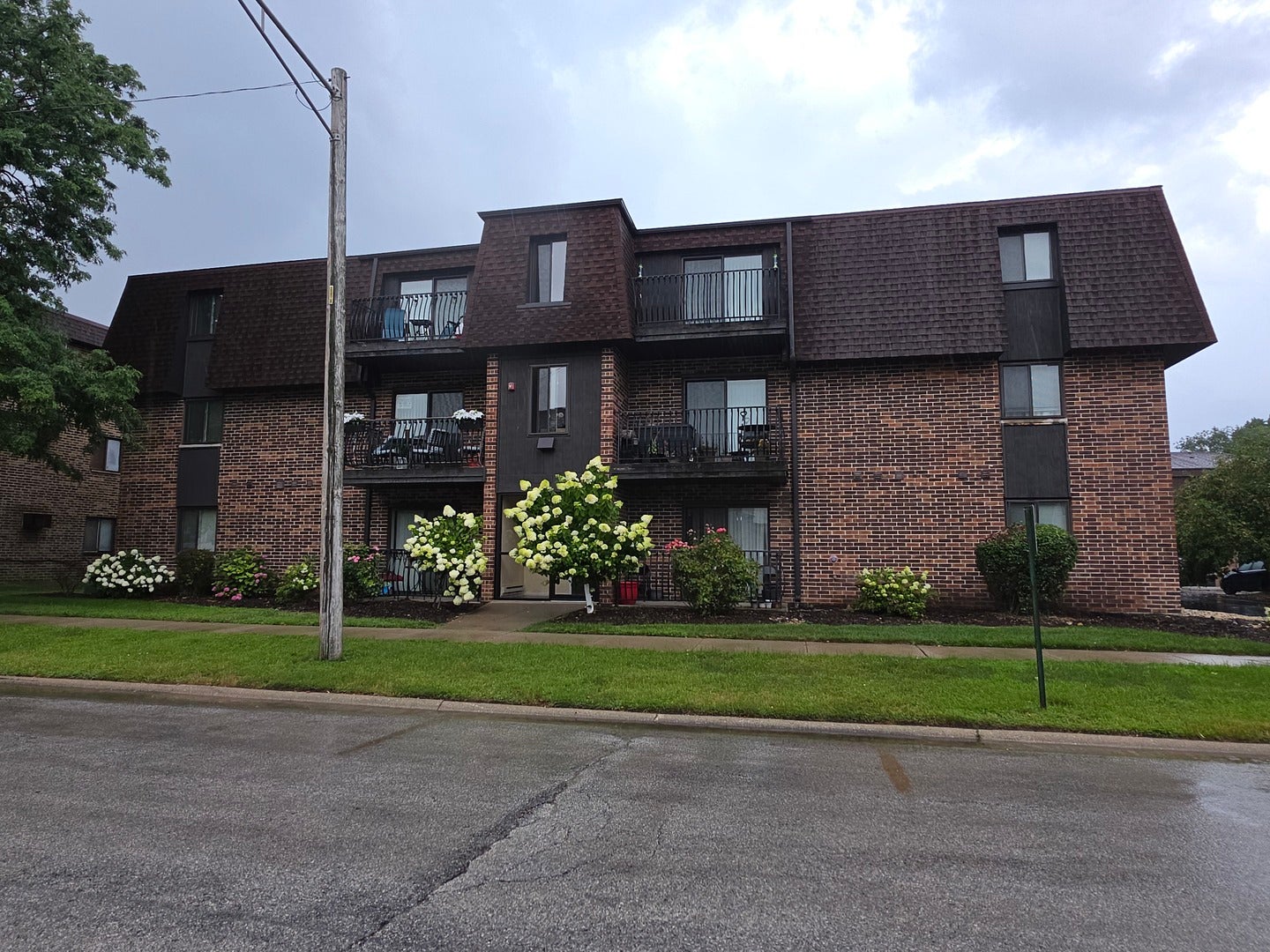 14526 S Muskegon Avenue 1C — photo