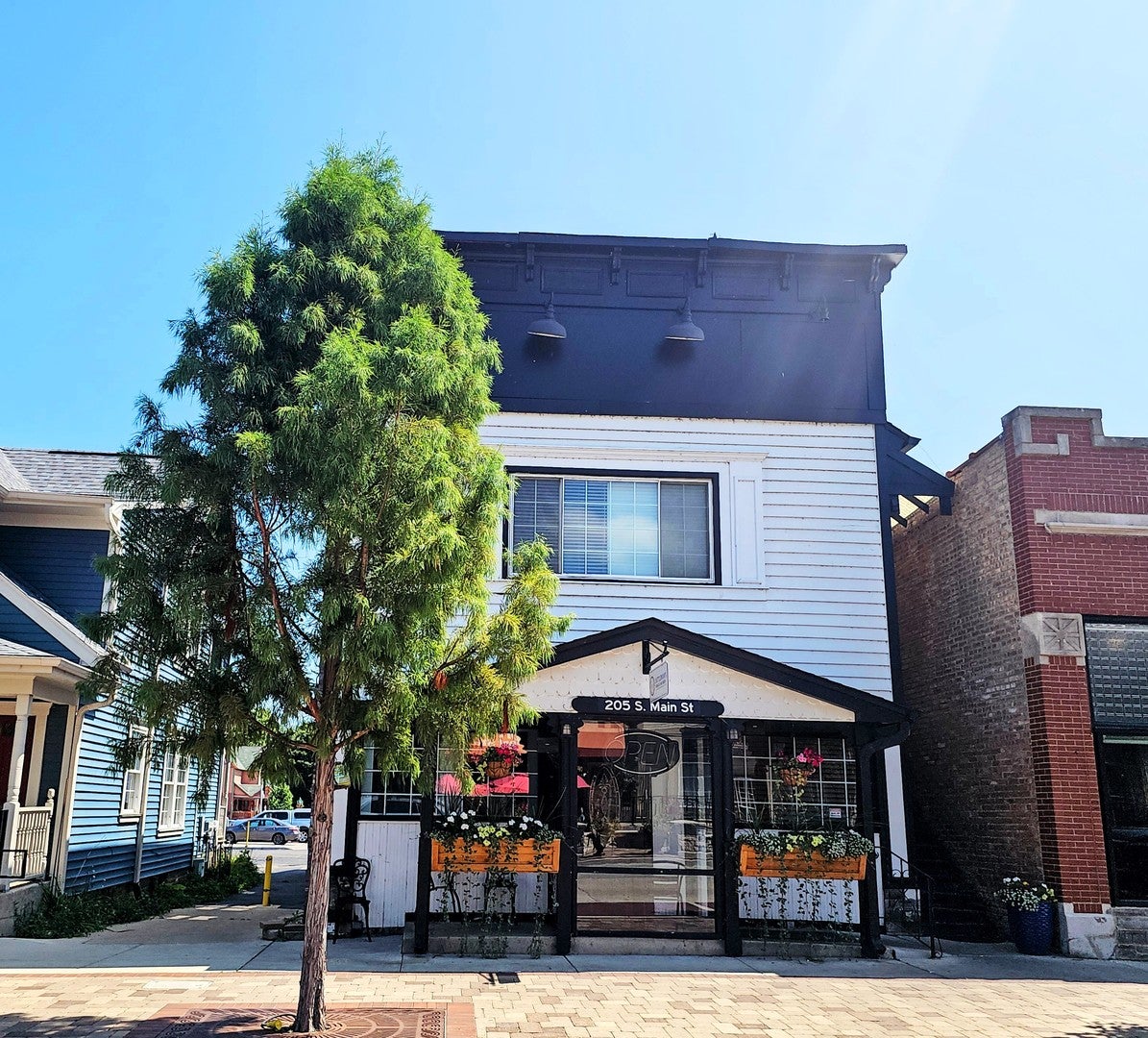 205 S Main Street — photo