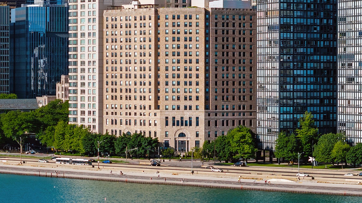 850 N Lake Shore Drive 607 — photo
