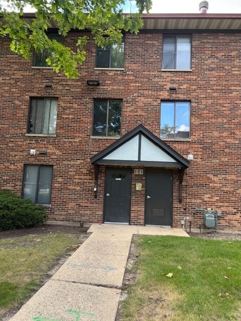 101 Gregory Street 12 — photo