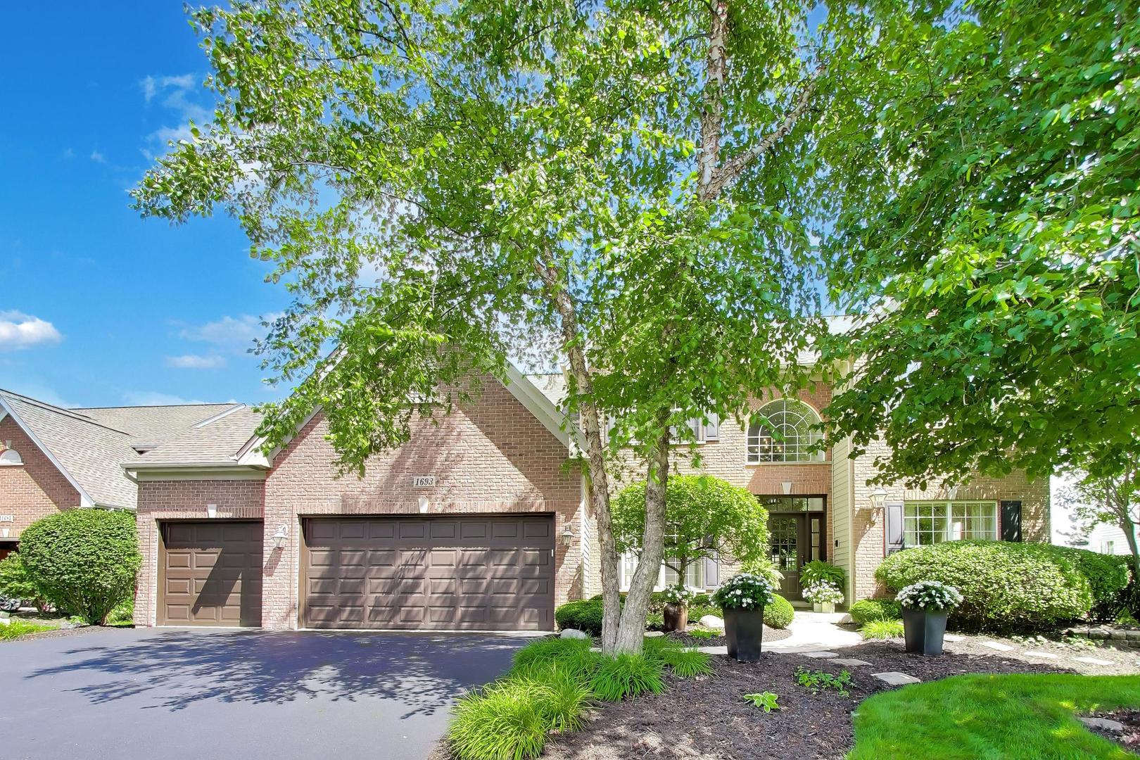 1693 Moorland Lane — photo