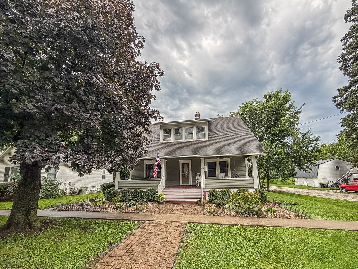 209 W Sangamon Street — photo