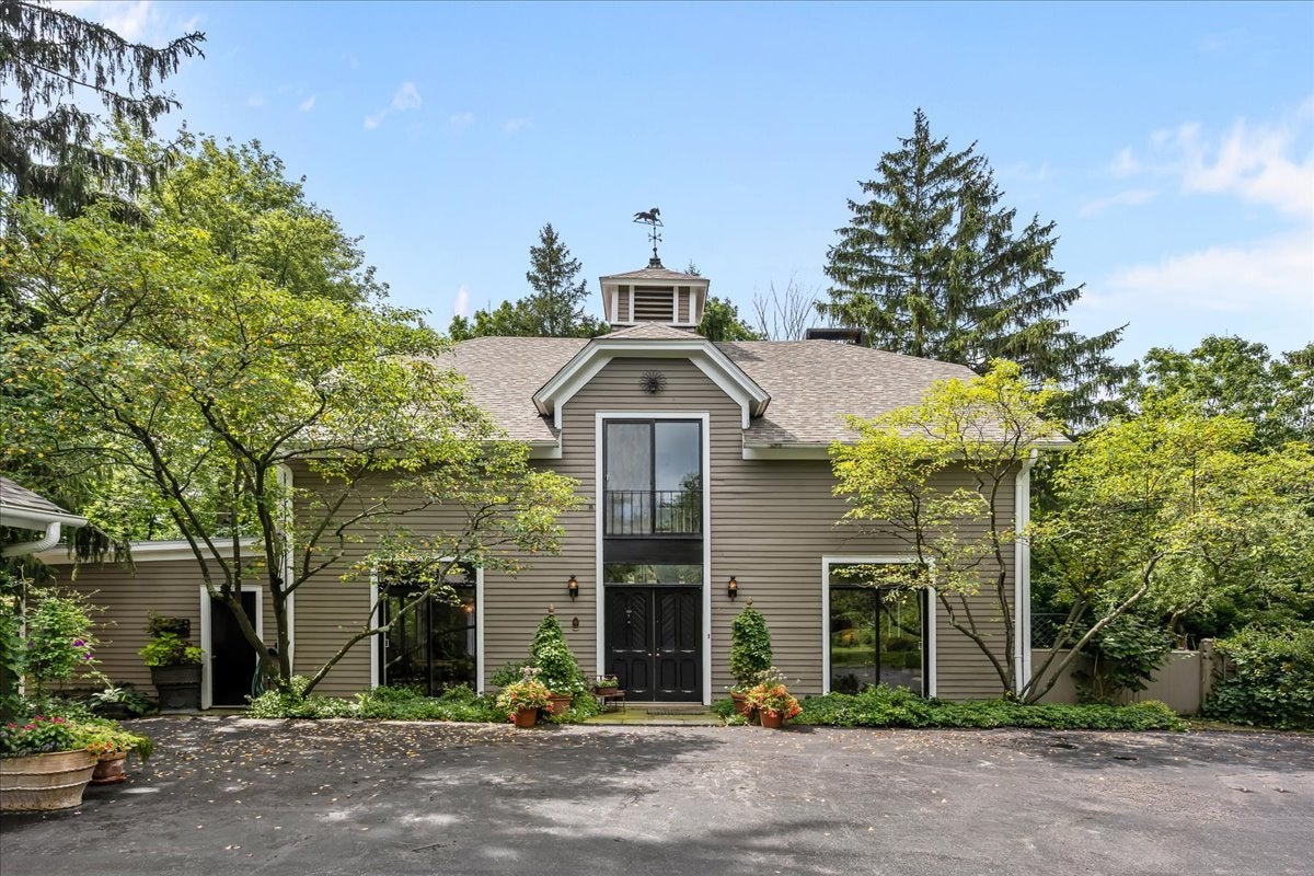 Home in Lake Forest, IL 60045 — photo 2