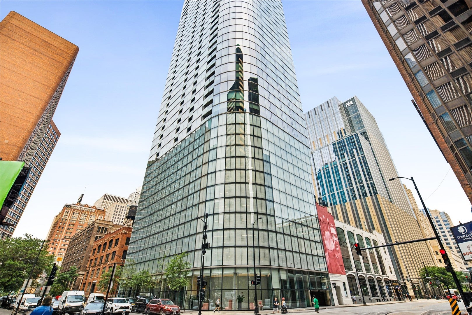 600 N Fairbanks Court 3607 — photo